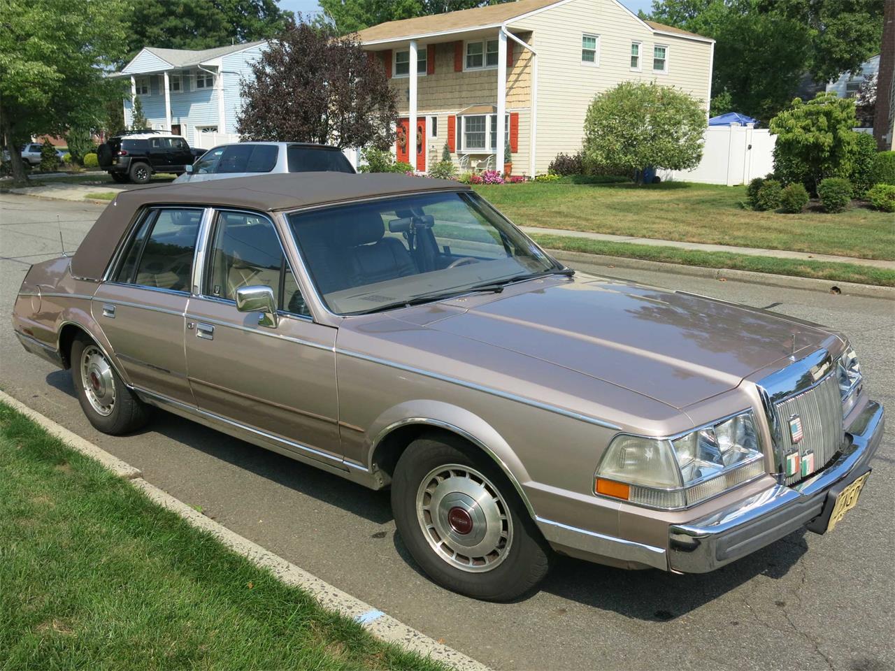 1986 Lincoln Continental for Sale CC908719