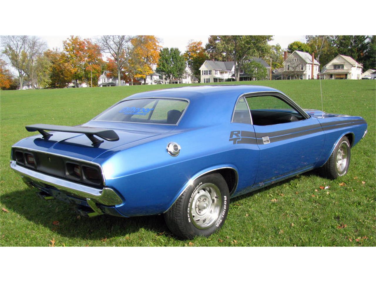 Dodge challenger 72