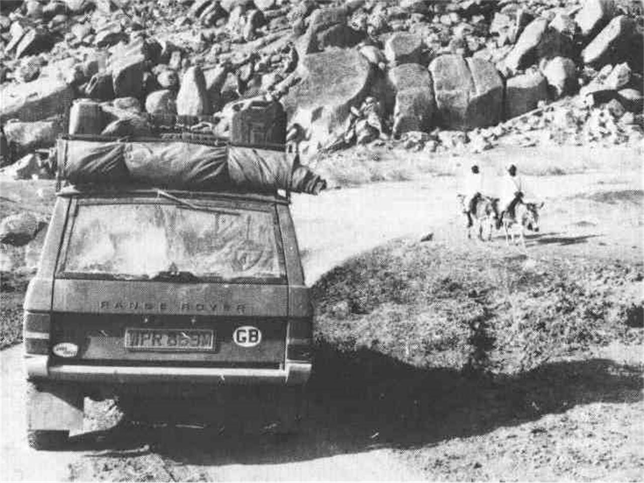 5128229-1973-range-rover-safari-std.jpg
