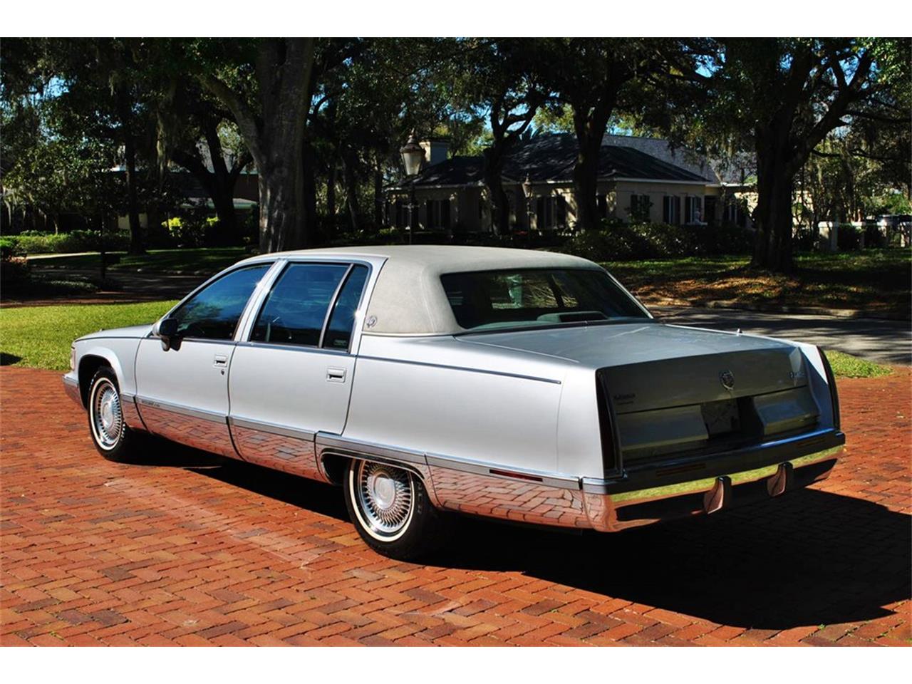 Cadillac fleetwood 1993