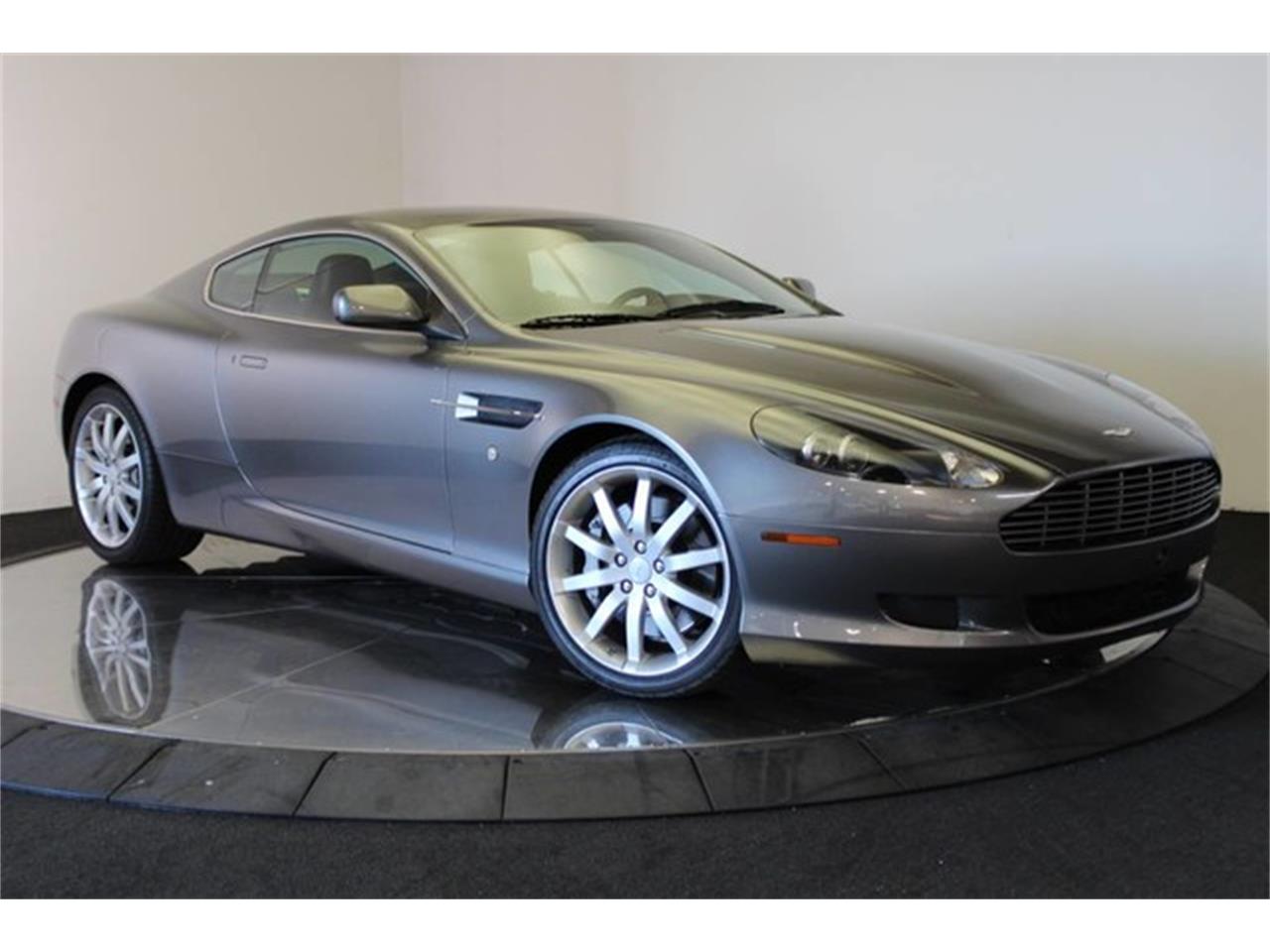 Aston martin db9 2005