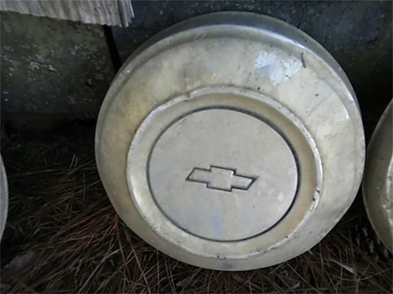 1965 Chevrolet Original Hub Caps for Sale CC965420