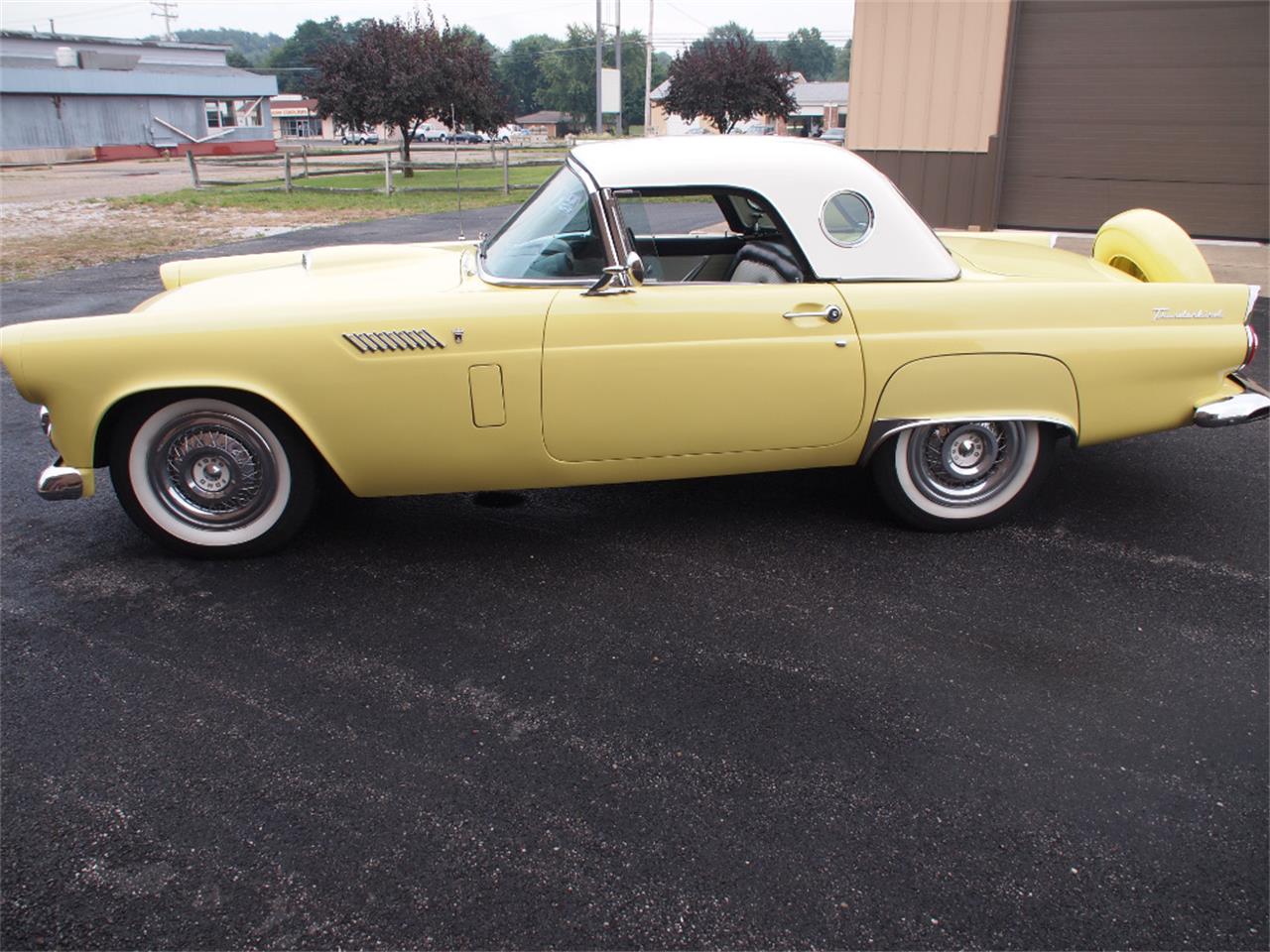 1956 Ford Thunderbir