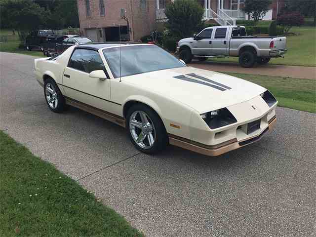 1983 28. 1983 Camaro z28. Camaro 1983. Z28 1983. Camaro 83.